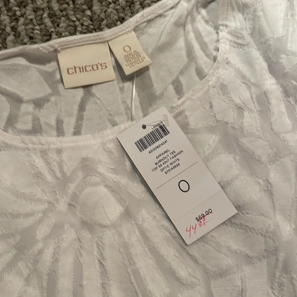 NWT CHICOS WHITE SHIRT - Picture 2 of 3